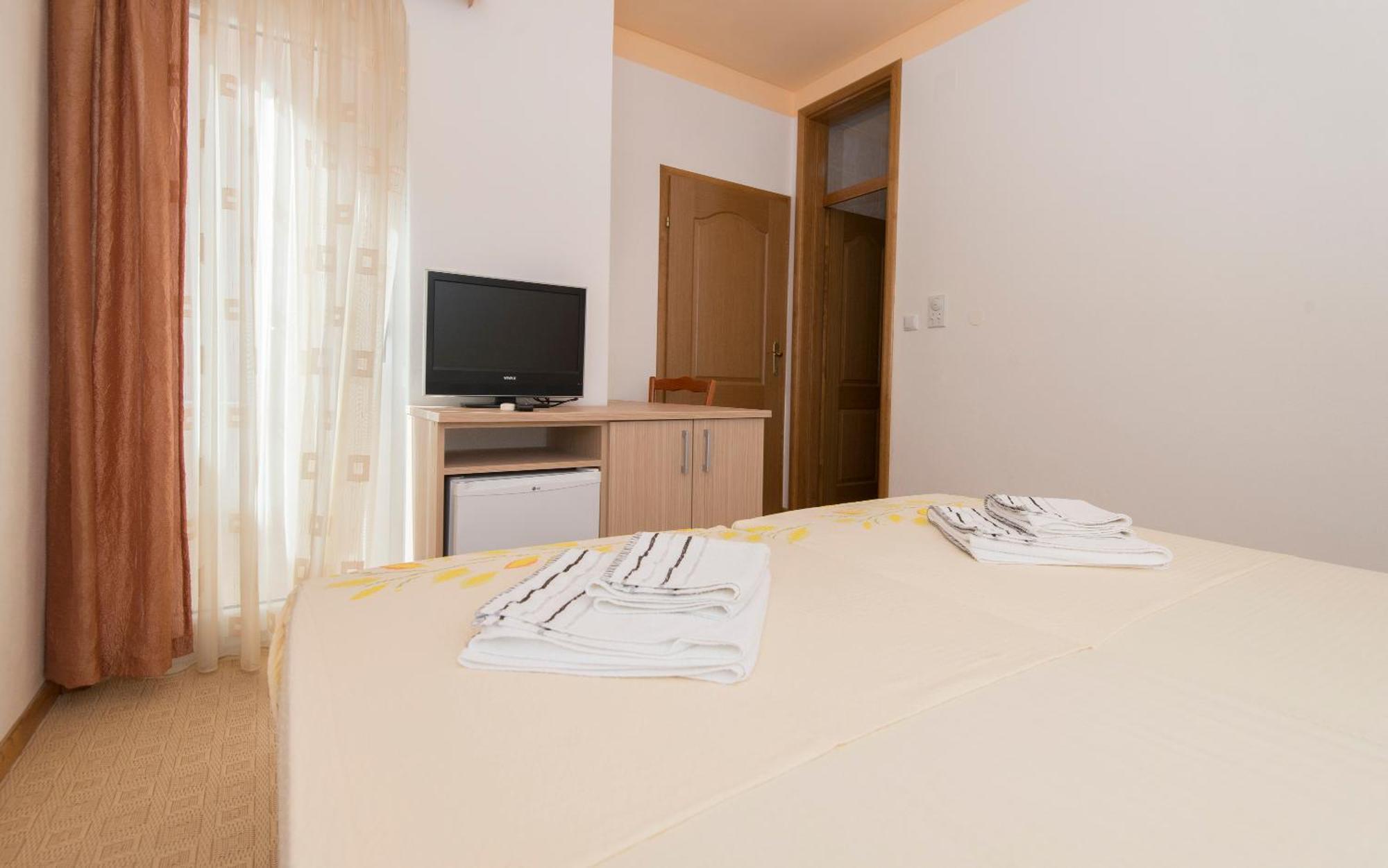 Hotel Ami - M Neum Exterior photo