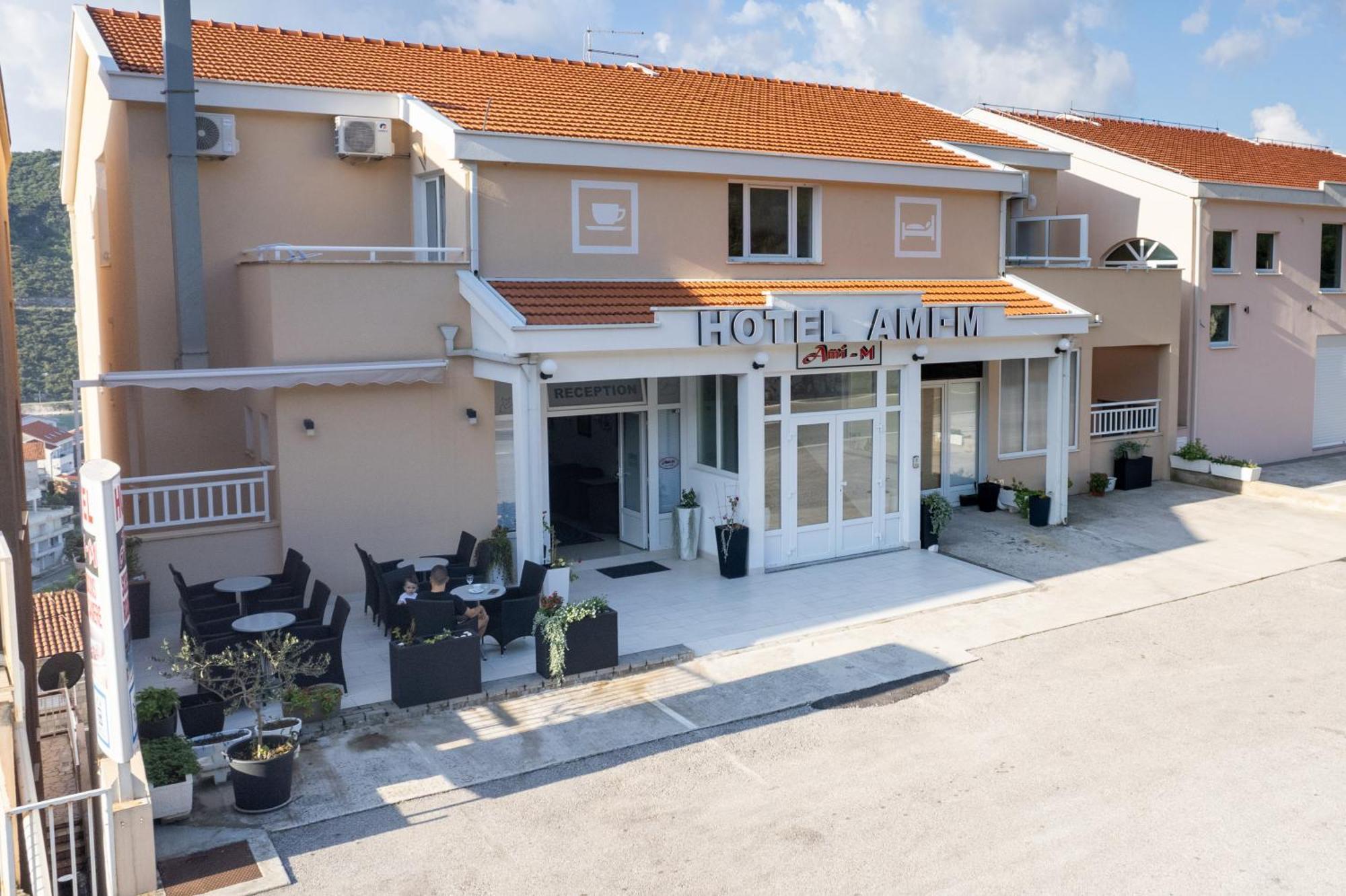 Hotel Ami - M Neum Exterior photo
