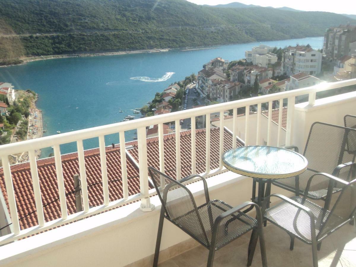 Hotel Ami - M Neum Exterior photo